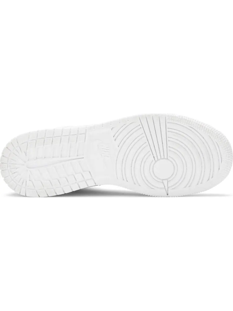Кроссовки Air Jordan 1 Mid GS Triple — изображение 4 из 8, белый