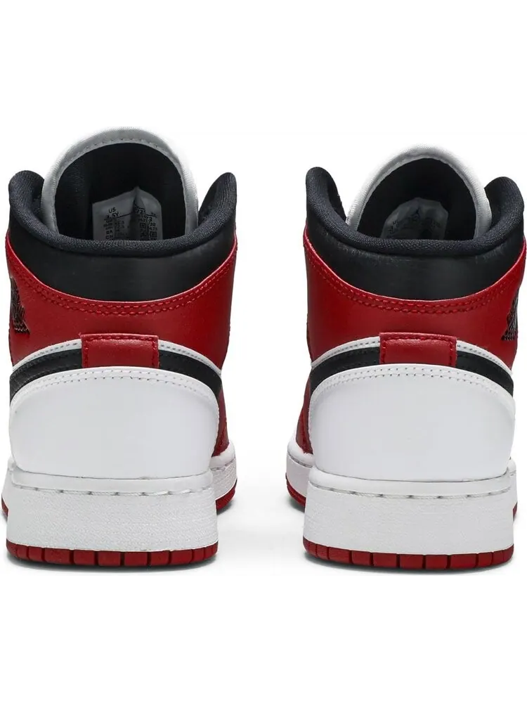 Кроссовки Air Jordan 1 Mid GS Chicago — изображение 6 из 8, красный