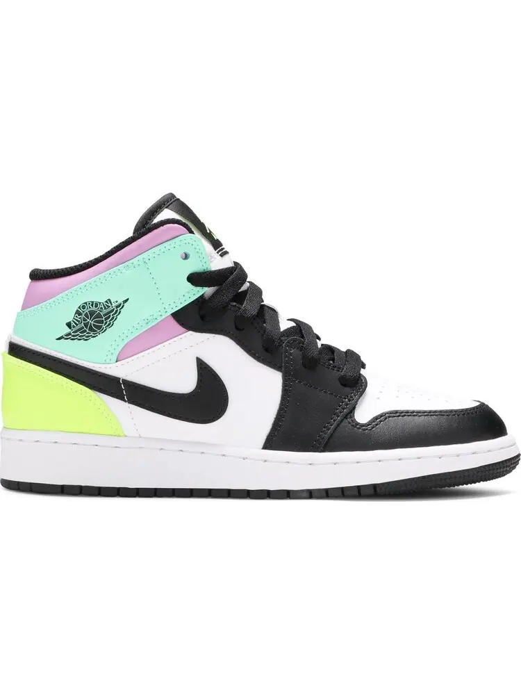 Кроссовки Air Jordan 1 Mid GS Pastel — изображение 1 из 8, белый
