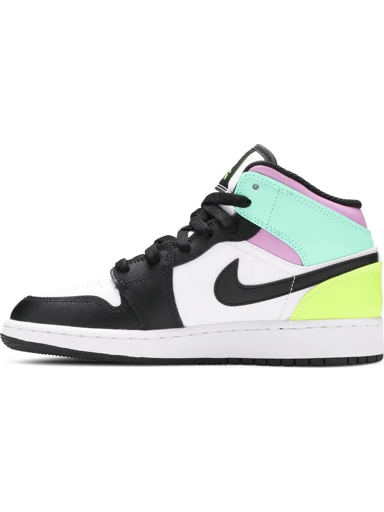 Кроссовки Air Jordan 1 Mid GS Pastel — изображение 3 из 8, белый