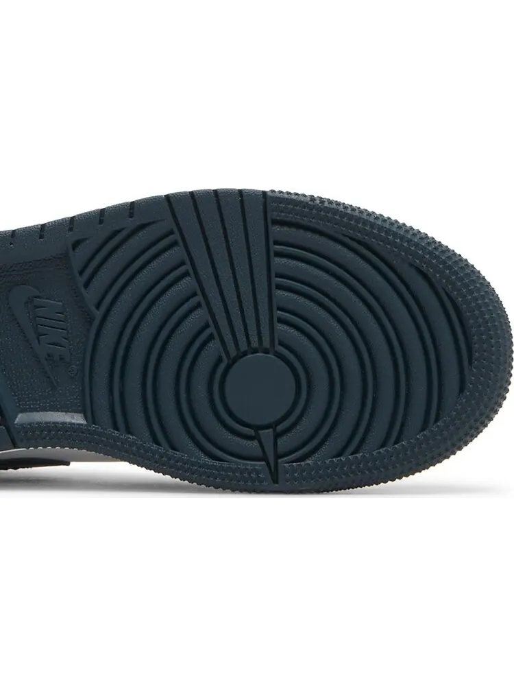 Кроссовки Air Jordan 1 Mid GS Armory Navy — изображение 5 из 8, синий
