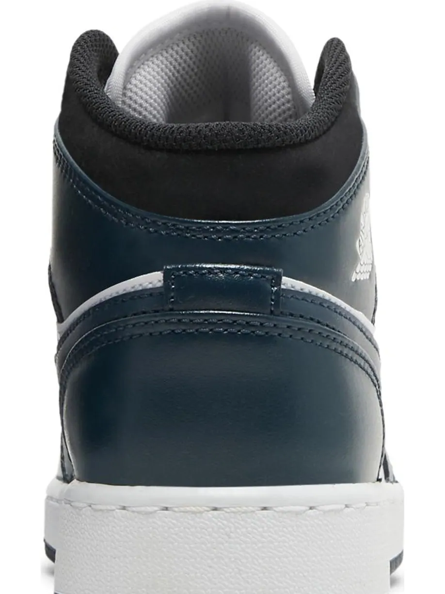 Кроссовки Air Jordan 1 Mid GS Armory Navy — изображение 7 из 8, синий
