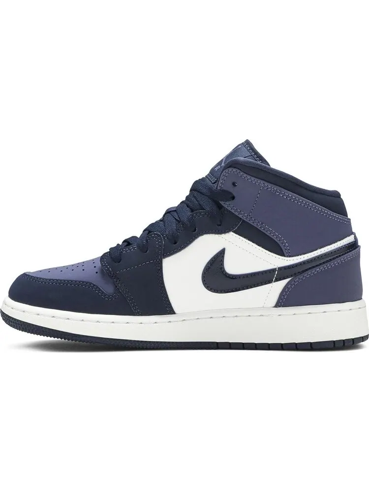Кроссовки Air Jordan 1 Mid GS Sanded Purple — изображение 3 из 8, фиолетовый
