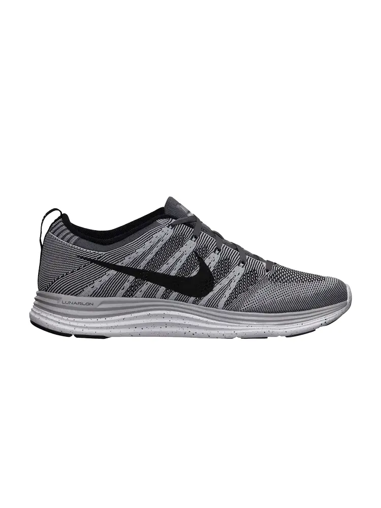 Кроссовки Nike Flyknit Lunar1+ 'Wolf Grey' — изображение 1 из 1, серый
