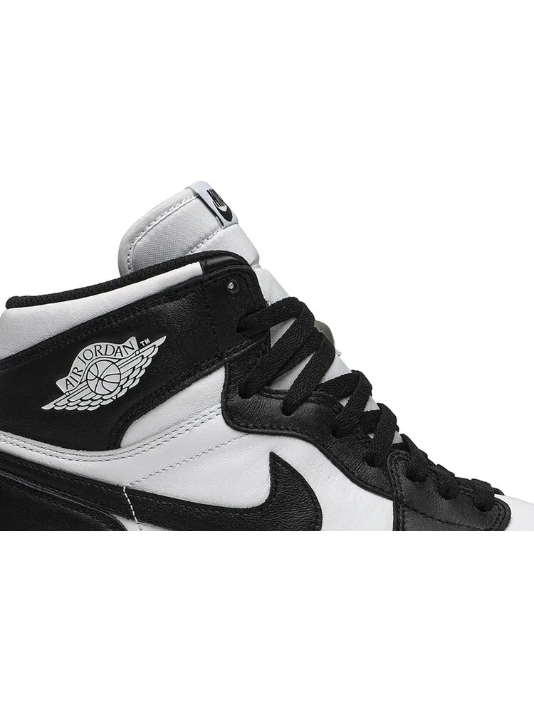 Кроссовки Air Jordan 1 Retro High OG Black White — изображение 2 из 8, черный