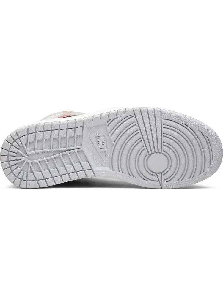 Кроссовки Air Jordan 1 Retro High OG Neutral Grey — изображение 4 из 8, серый