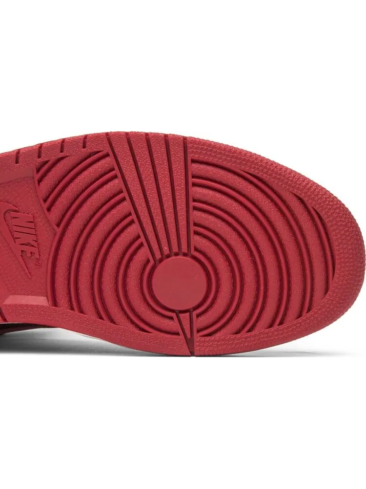 Кроссовки Air Jordan 1 Retro High OG Bred 2013 — изображение 5 из 8, черный