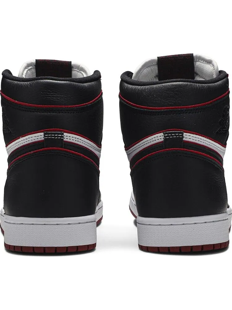 Кроссовки Air Jordan 1 Retro High OG Bloodline — изображение 6 из 8, красный