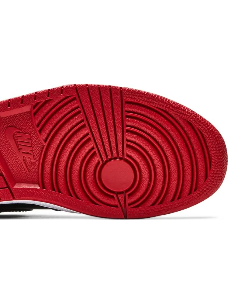 Кроссовки Air Jordan 1 Retro High OG Patent Bred — изображение 5 из 8, красный