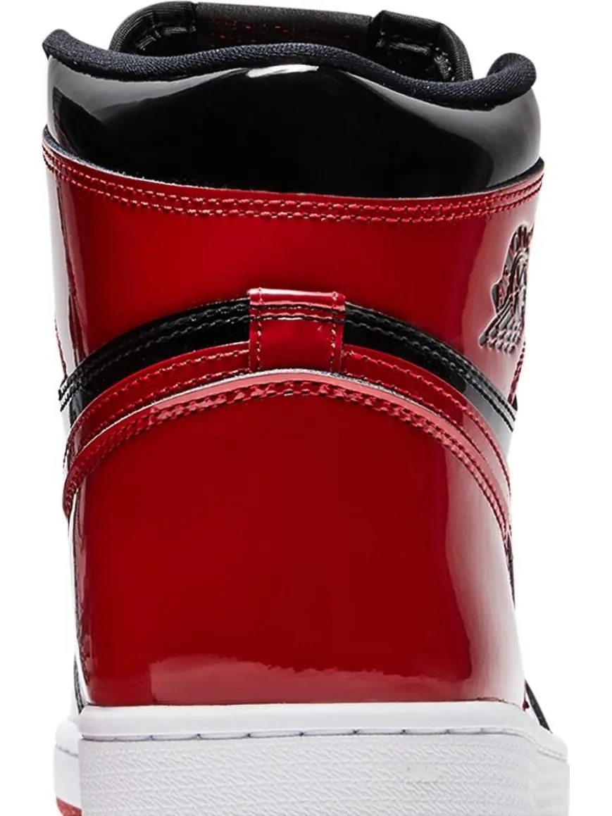 Кроссовки Air Jordan 1 Retro High OG Patent Bred — изображение 7 из 8, красный