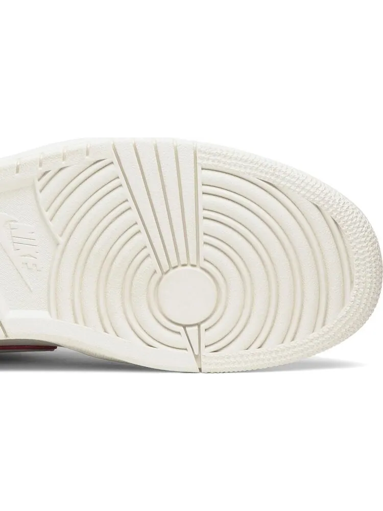 Кроссовки Air Jordan 1 Retro High OG Phantom — изображение 5 из 8, белый