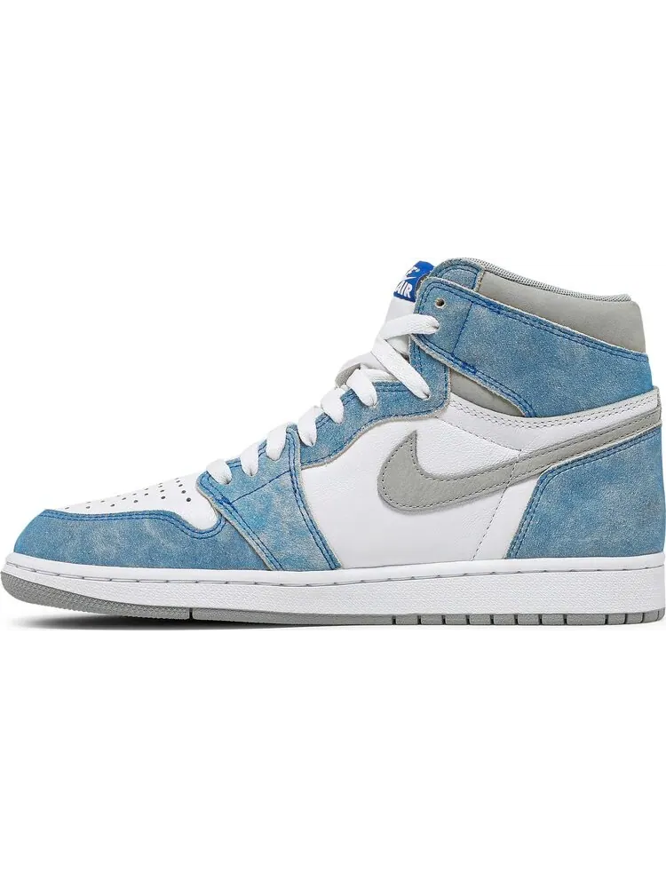 Кроссовки Air Jordan 1 Retro High OG Hyper Royal — изображение 3 из 10, светлый синий