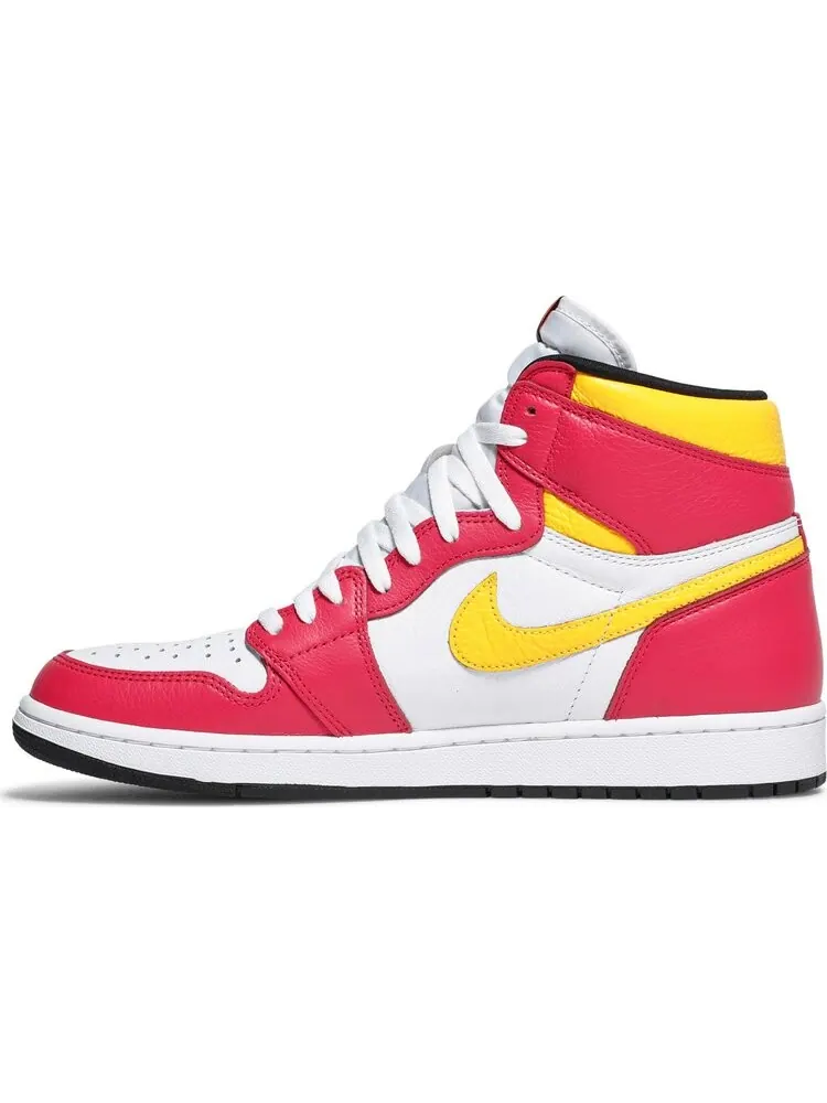 Кроссовки Air Jordan 1 Retro High OG Light Fusion Red — изображение 3 из 10, красный