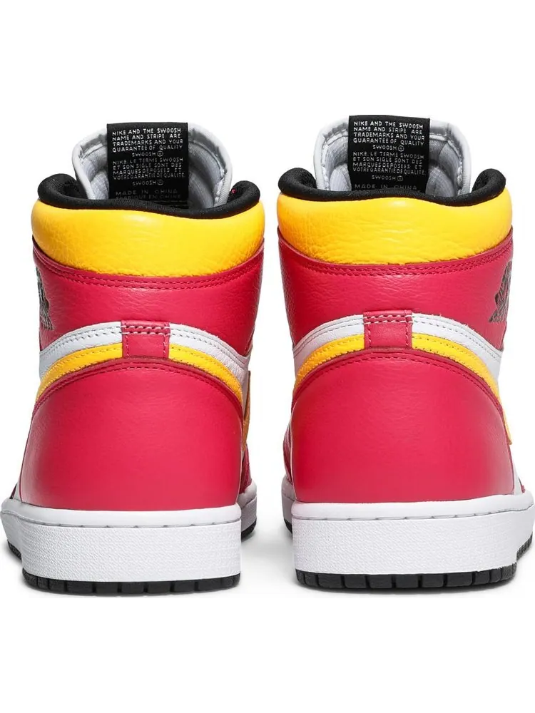 Кроссовки Air Jordan 1 Retro High OG Light Fusion Red — изображение 6 из 10, красный