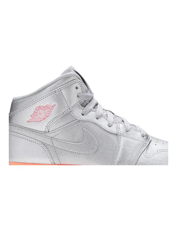 Кроссовки Air Jordan Air Jordan 1 Mid GS 'Metallic Silver Pink Crimson' — изображение 3 из 9