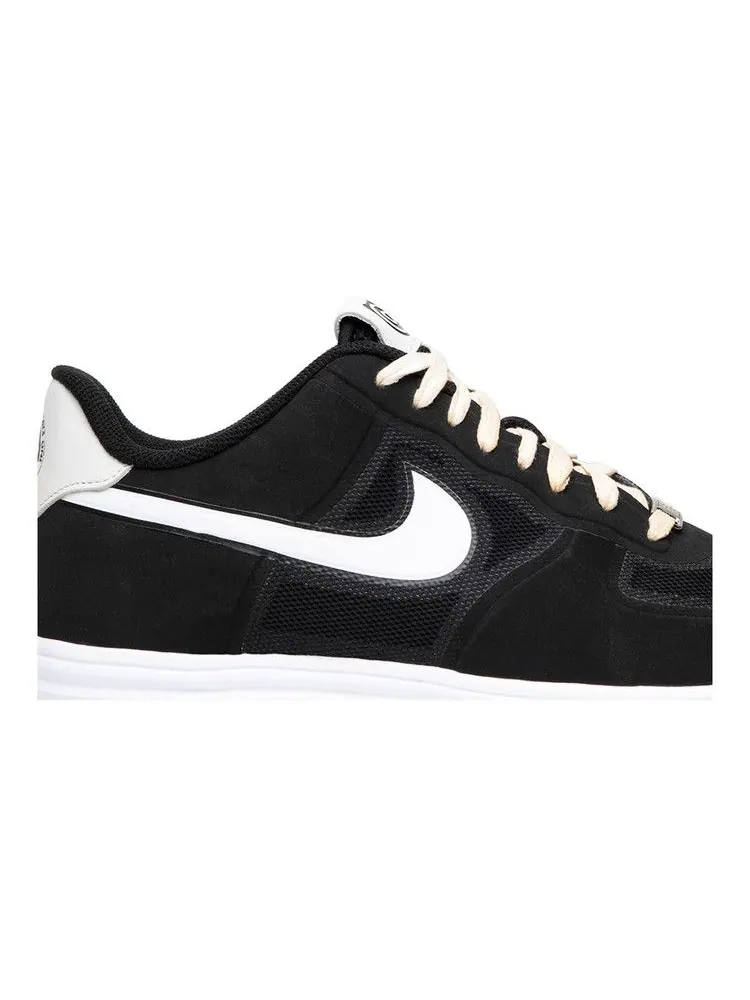 Кроссовки Nike Lunar Force 1 Fuse Nrg 'Bearbrick' — изображение 3 из 9, черный/белый-серый
