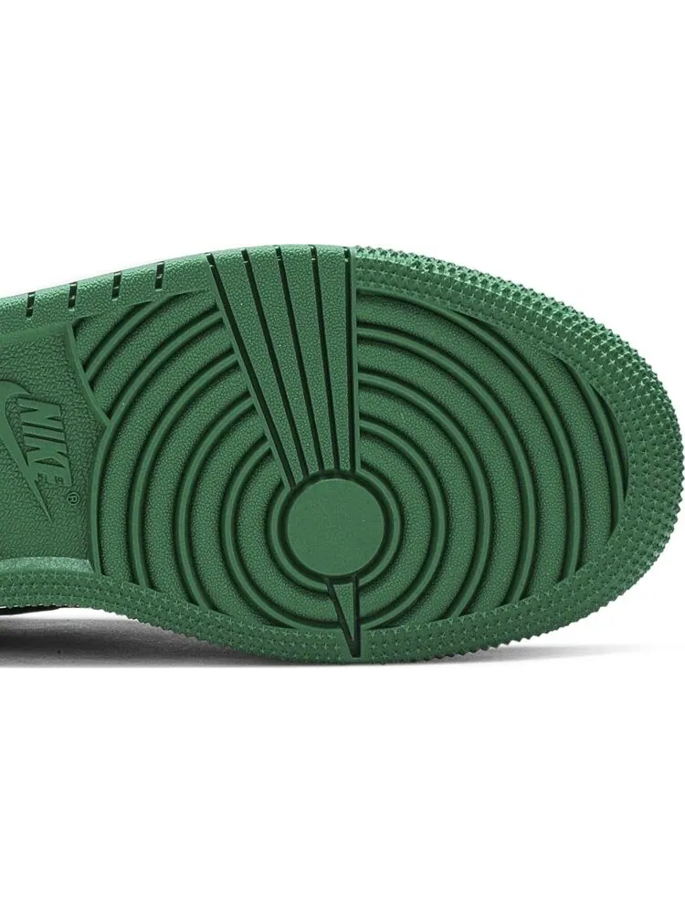 Кроссовки Air Jordan 1 Retro High OG GS Pine Green 2.0 — изображение 5 из 8, зеленый