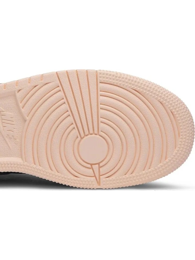 Кроссовки Air Jordan 1 Retro High OG GS Crimson Tint — изображение 5 из 8, розовый