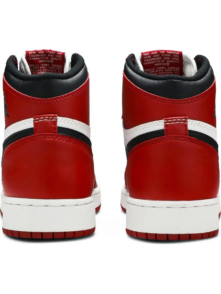 Кроссовки Air Jordan 1 Retro High OG GS Chicago 2015 — изображение 6 из 8, белый