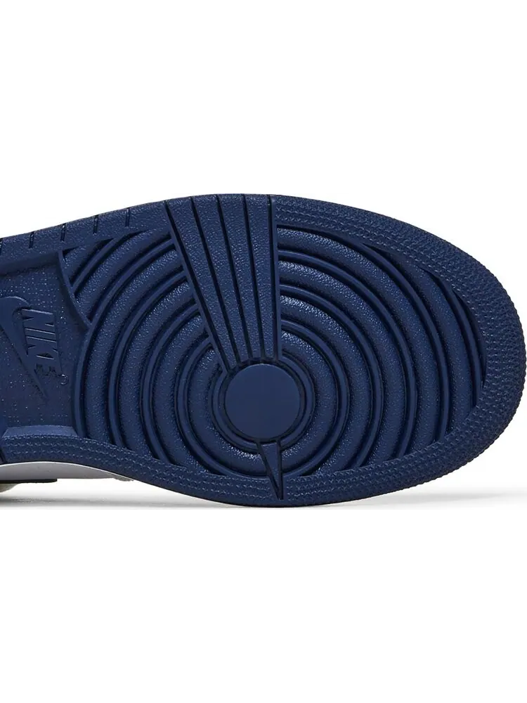 Кроссовки Air Jordan 1 Retro High OG BG Metallic Navy — изображение 5 из 8, белый