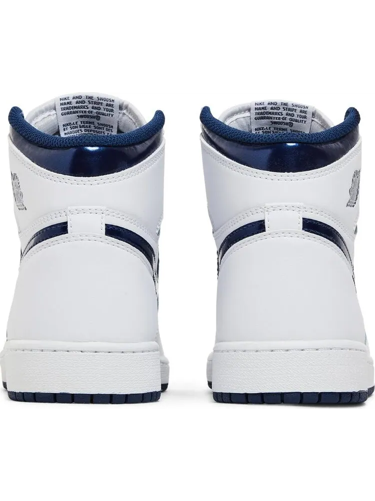 Кроссовки Air Jordan 1 Retro High OG BG Metallic Navy — изображение 6 из 8, белый