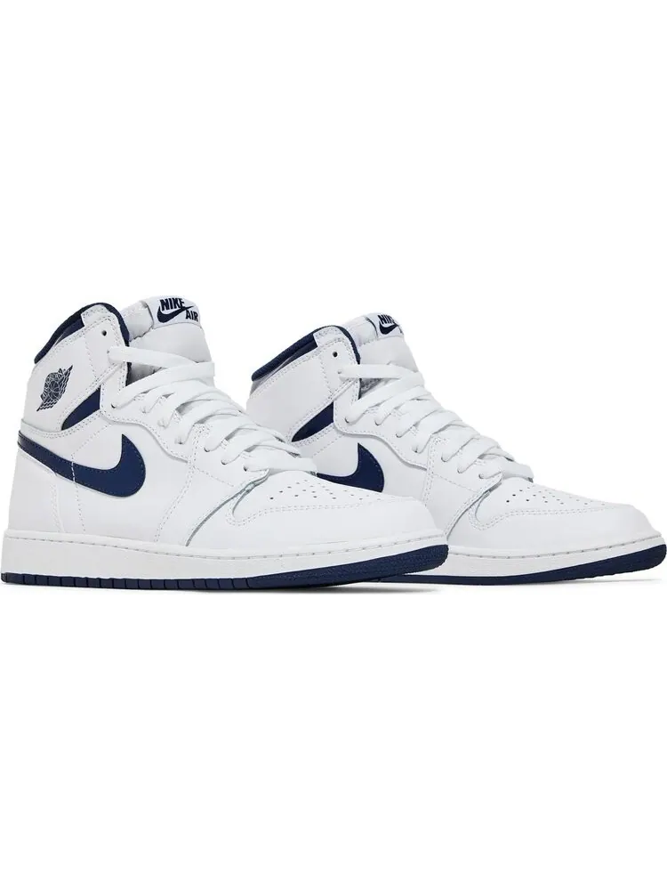 Кроссовки Air Jordan 1 Retro High OG BG Metallic Navy — изображение 8 из 8, белый