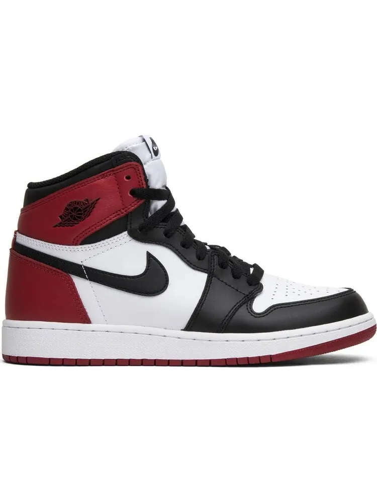 Кроссовки Air Jordan 1 Retro BG Black Toe 2016 — изображение 1 из 8, белый