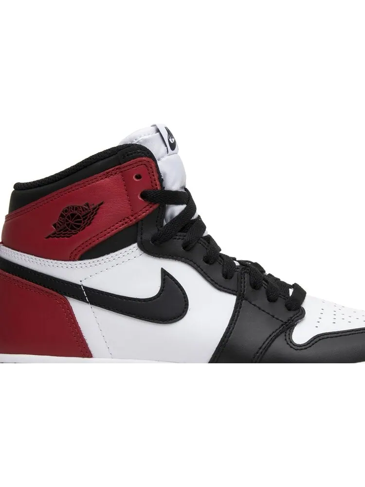Кроссовки Air Jordan 1 Retro BG Black Toe 2016 — изображение 2 из 8, белый