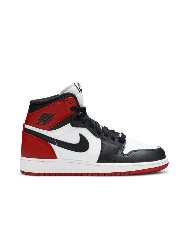 Кроссовки Air Jordan 1 Retro High OG GS 'Black Toe' 2013 — изображение 1 из 4, белый