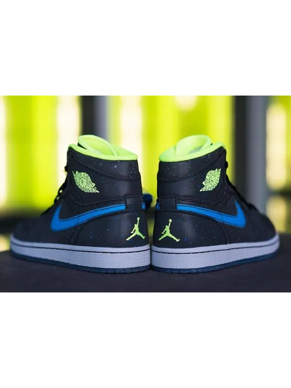 Кроссовки Air Jordan 1 Retro High 'BHM' — изображение 3 из 3, черный