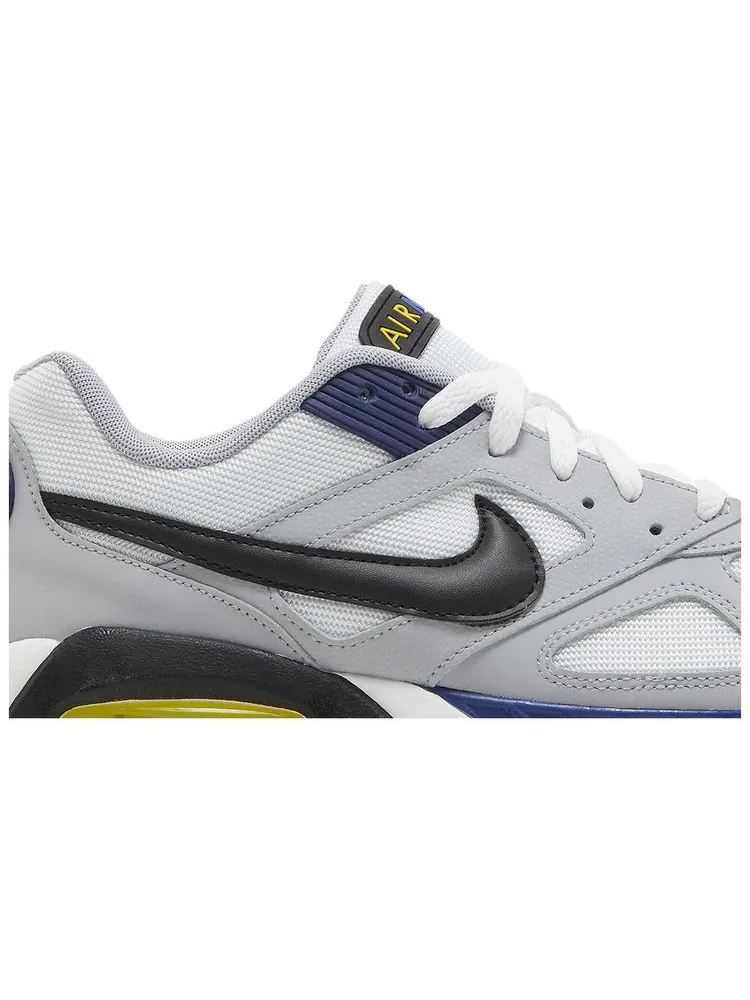 Кроссовки Nike Air Max IVO 'White Grey Blue' — изображение 2 из 8, серый