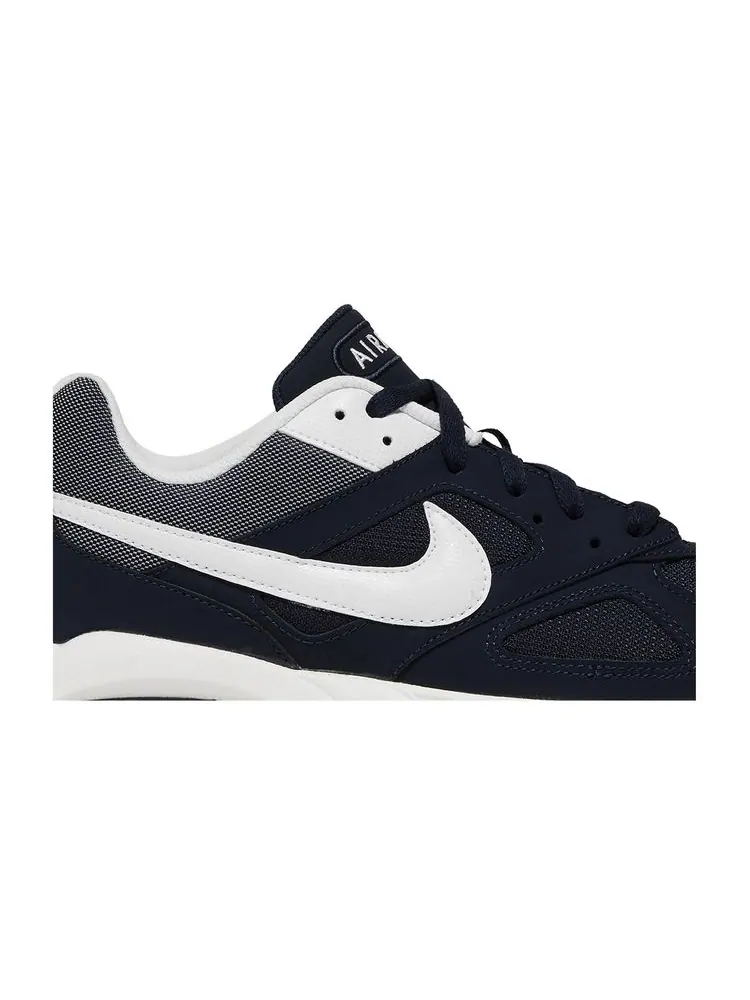 Кроссовки Air Max IVO 'Obsidian' — изображение 2 из 8, обсидиан