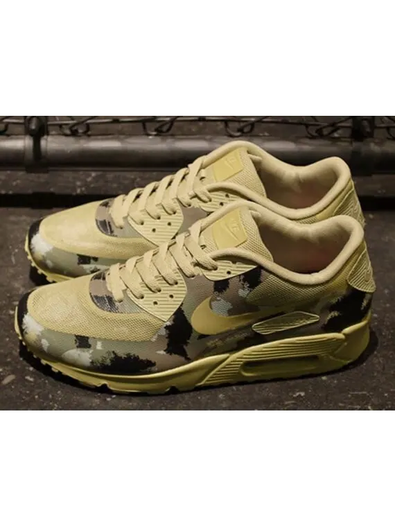 Кроссовки Nike Air Max 90 Hyp Sp 'Italy' — изображение 3 из 4, загар