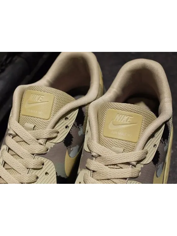 Кроссовки Nike Air Max 90 Hyp Sp 'Italy' — изображение 4 из 4, загар