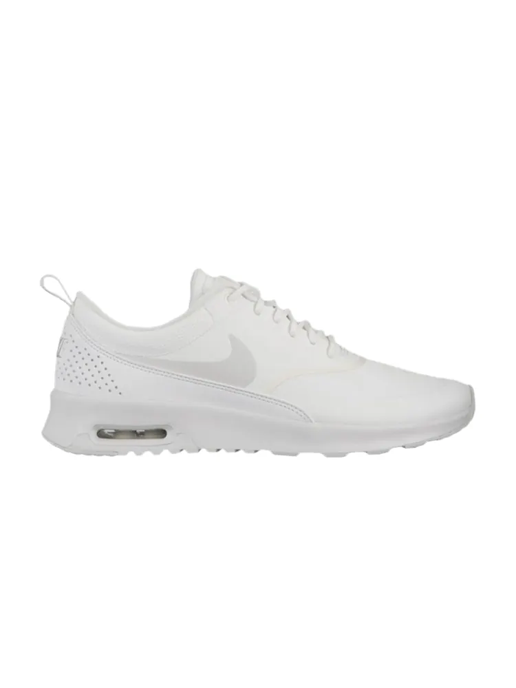 Кроссовки Wmns Air Max Thea 'Triple White' — изображение 1 из 1, белый