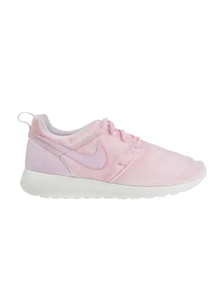 Кроссовки Nike Roshe One GS 'Arctic Pink'