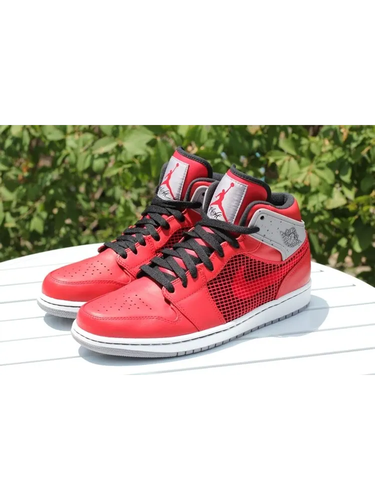 Кроссовки Air Jordan 1 Retro '89 'Toro' — изображение 2 из 4, красный