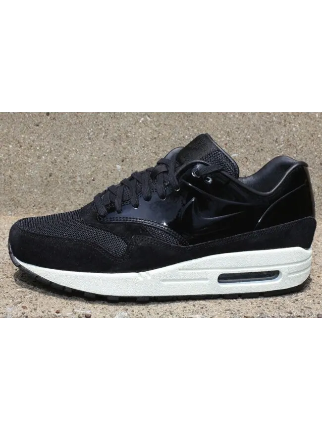 Кроссовки Nike Wmns Air Max 1 VT QS 'Black Patent' — изображение 2 из 4, черный