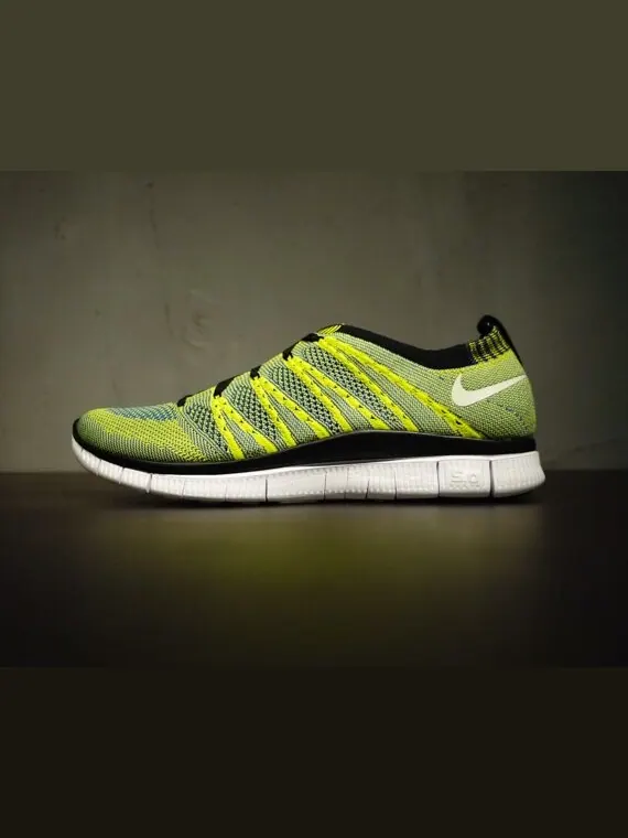 Кроссовки Nike Free Flyknit HTM SP 'HTM' — изображение 2 из 4, зеленый