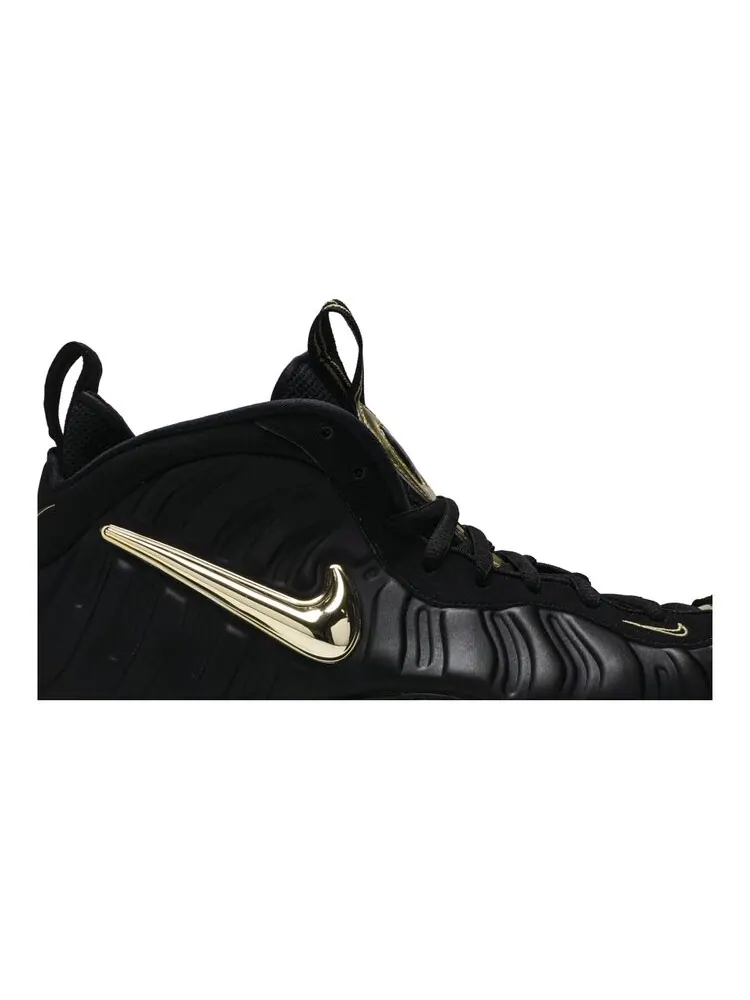 Кроссовки Nike Air Foamposite Pro 'Black Metallic Gold' — изображение 2 из 4, черный