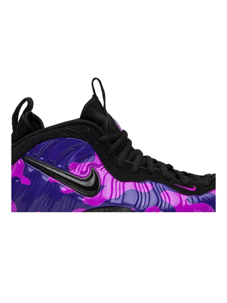 Кроссовки Nike Air Foamposite Pro 'Purple Camo' — изображение 2 из 4, фиолетовый
