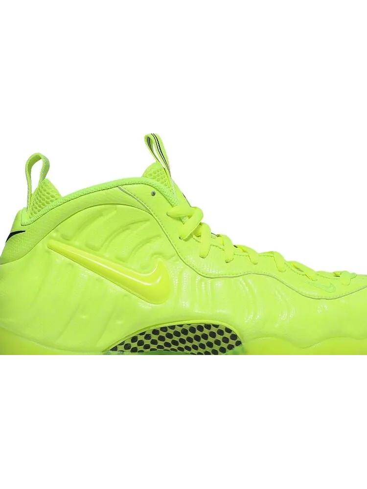Кроссовки Nike Air Foamposite Pro 'Volt' 2021 — изображение 2 из 8, желтый