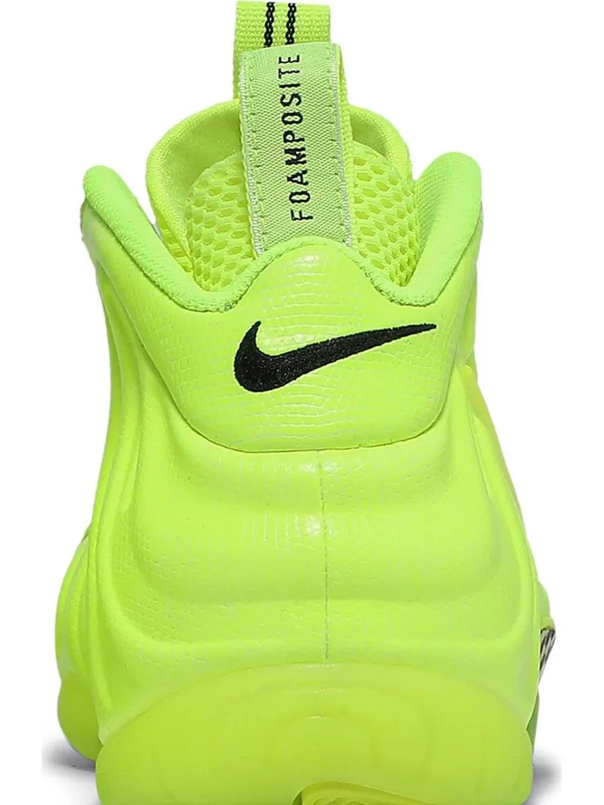 Кроссовки Nike Air Foamposite Pro 'Volt' 2021 — изображение 7 из 8, желтый