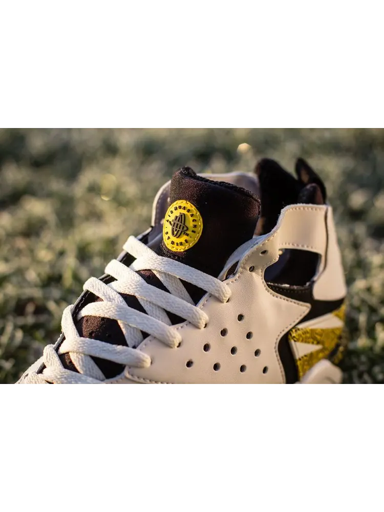 Кроссовки Air Tech Challenge Huarache 'White Tour Yellow' — изображение 2 из 4, белый желтый