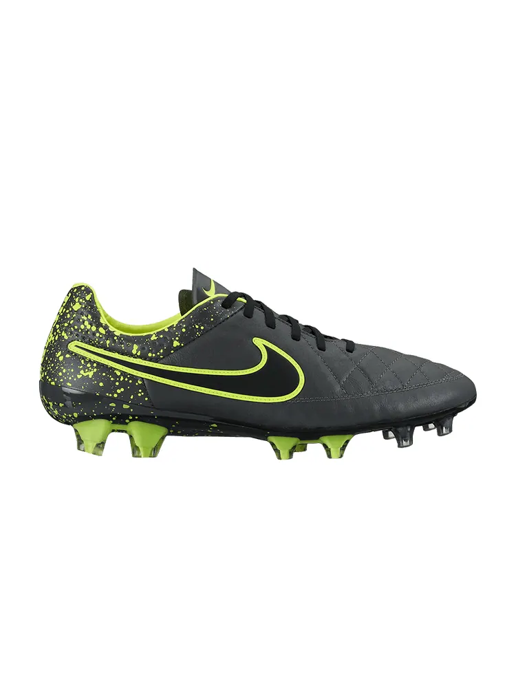 Кроссовки Tiempo Legend 5 FG Soccer Cleat — изображение 1 из 1, черный