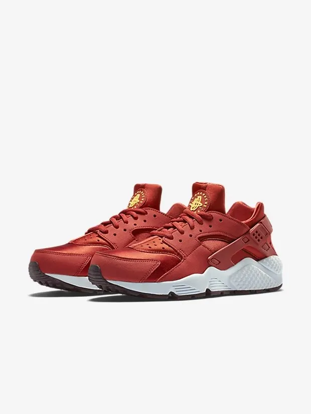 Кроссовки Nike Wmns Air Huarache 'Cinnabar' — изображение 2 из 4, оранжевый