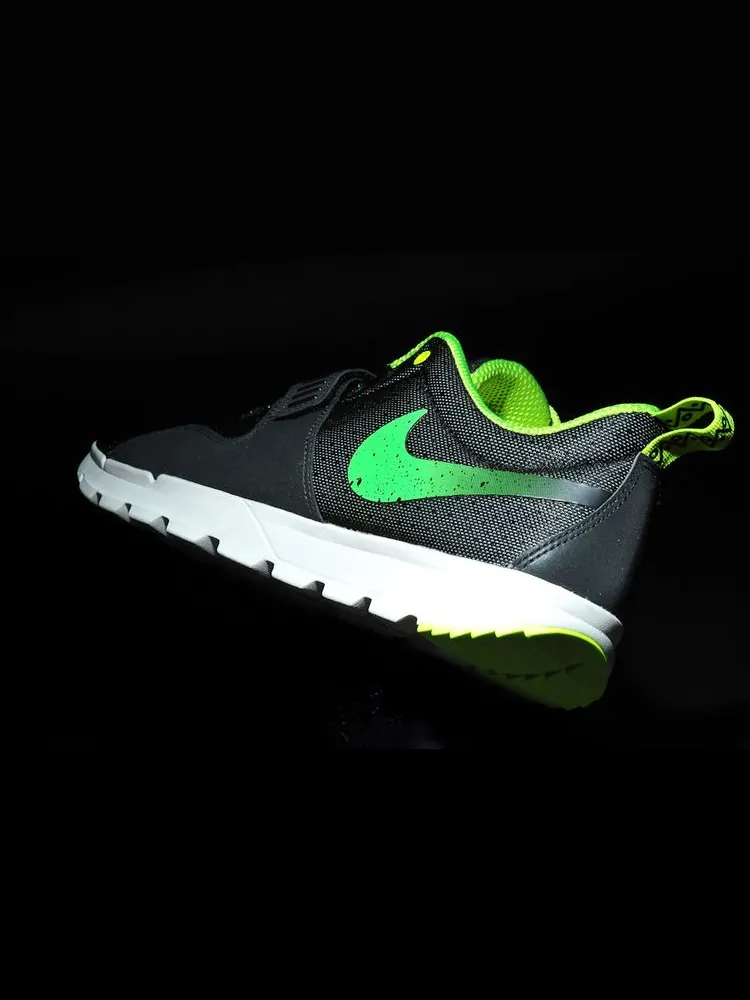 Кроссовки Stussy x Trainerendor 'Black Volt' — изображение 4 из 4, черный