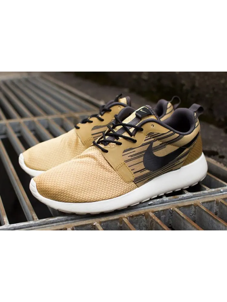 Кроссовки Nike Rosherun Hyperfuse 'Metallic Gold' — изображение 3 из 7