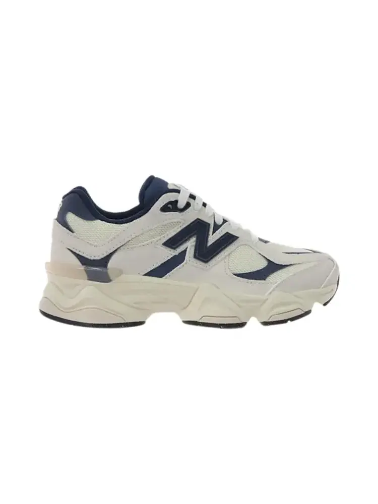 Кроссовки New Balance 9060 Big Kid — изображение 1 из 1, белый темно-синий