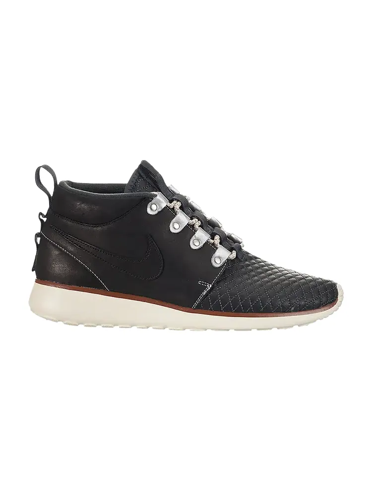 Кроссовки Nike Roshe Run Sneakerboot QS 'Quilted' — изображение 1 из 1, черный